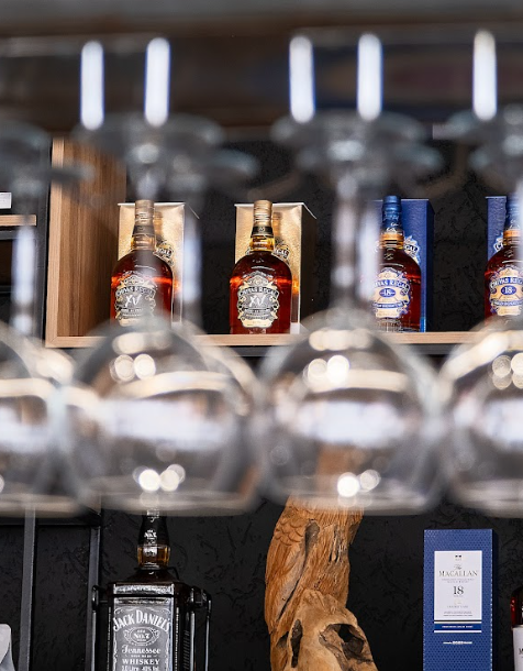 CHIVAS REGAL GOLD SIGNATURE 18 YO