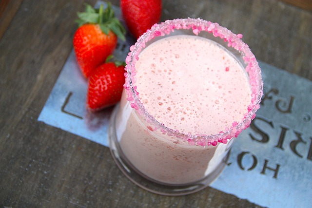 Çilekli Milkshake