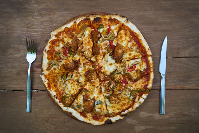 Sucuklu Pizza