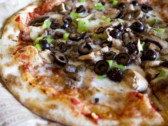 Trüflü Mantar Pizza